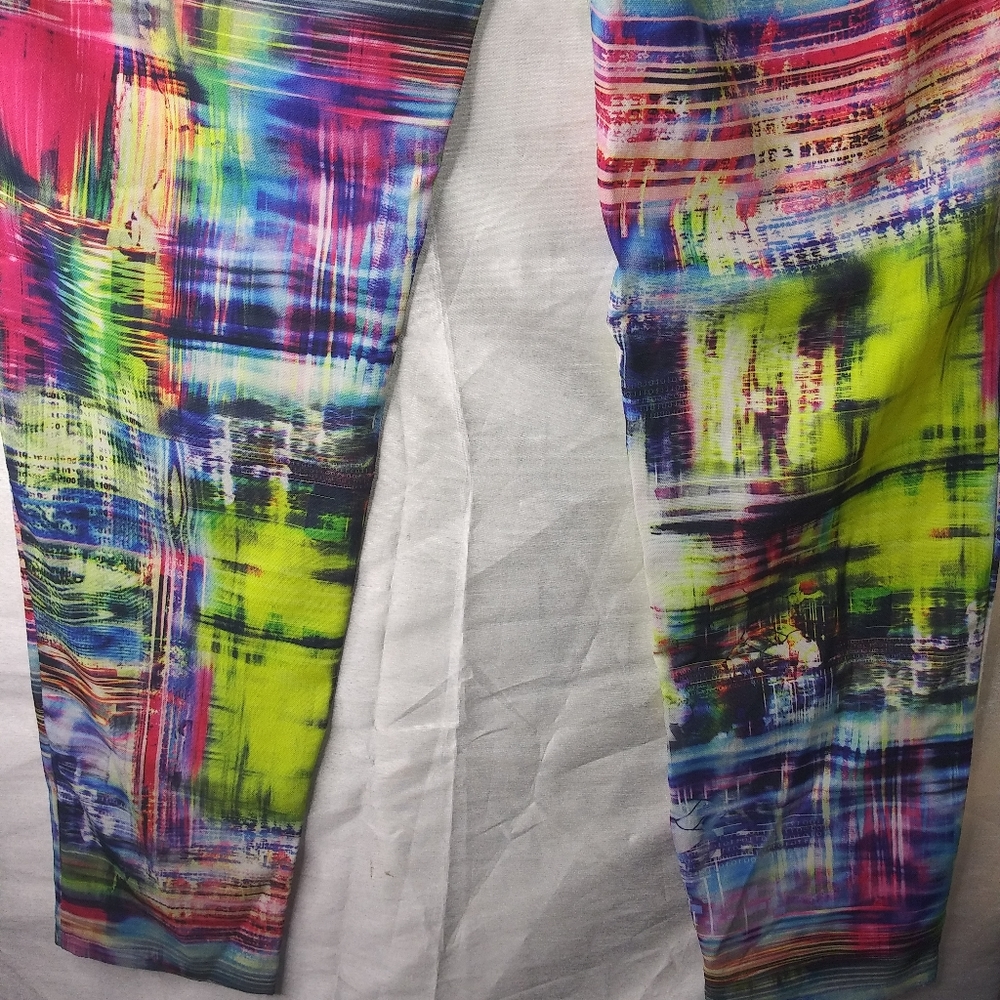 Clothes - Picture 9 of 14